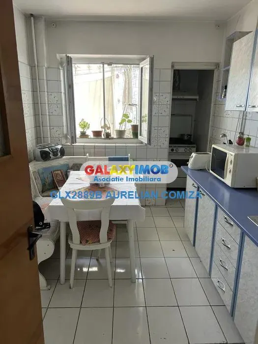 Inchiriere apartament 4 camre Trafic Greu-Liberty Mall - foto 1
