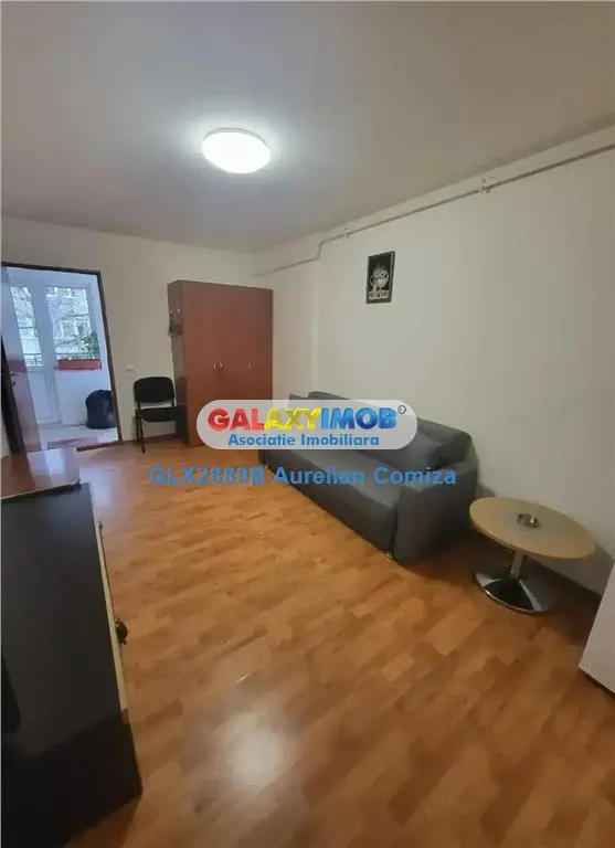 Garsoniera pentru inchiriat Crangasi in vila etajul 1/intrare separata - foto 1