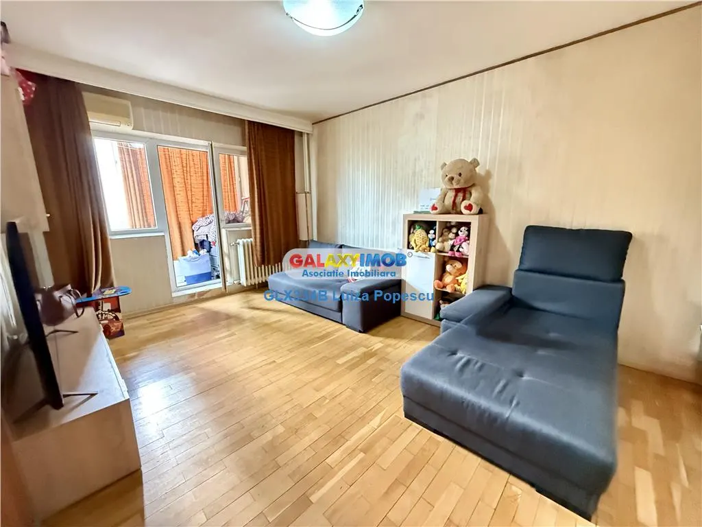 Apartament 3 camere SEBASTIAN NASAUD, ET 3/8, reabilitat - foto 9