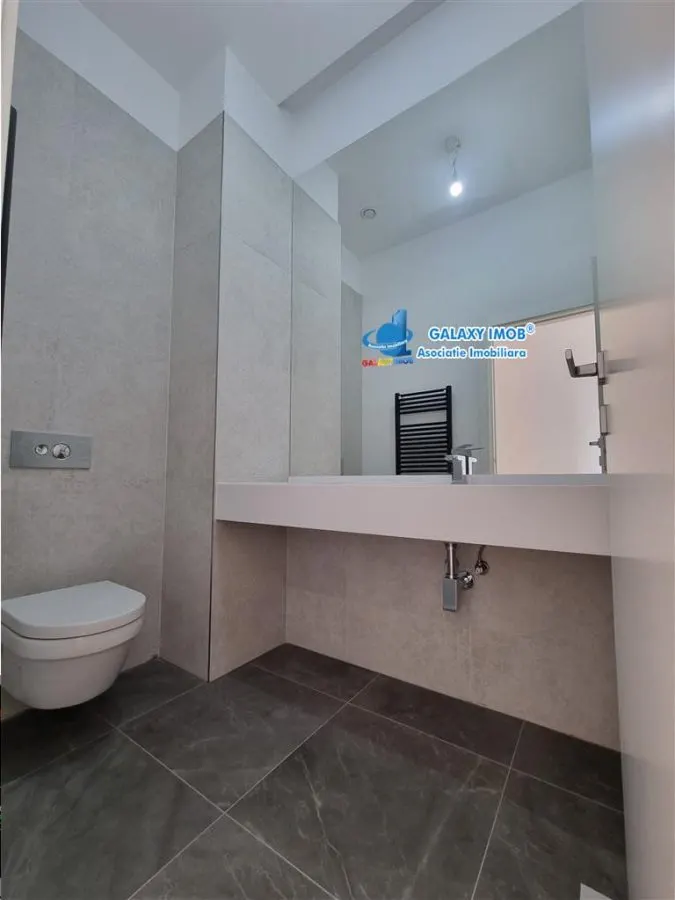 VANZARE PENTHOUSE 5 CAMERE  ONE HERASTRAU PLAZA - foto 17