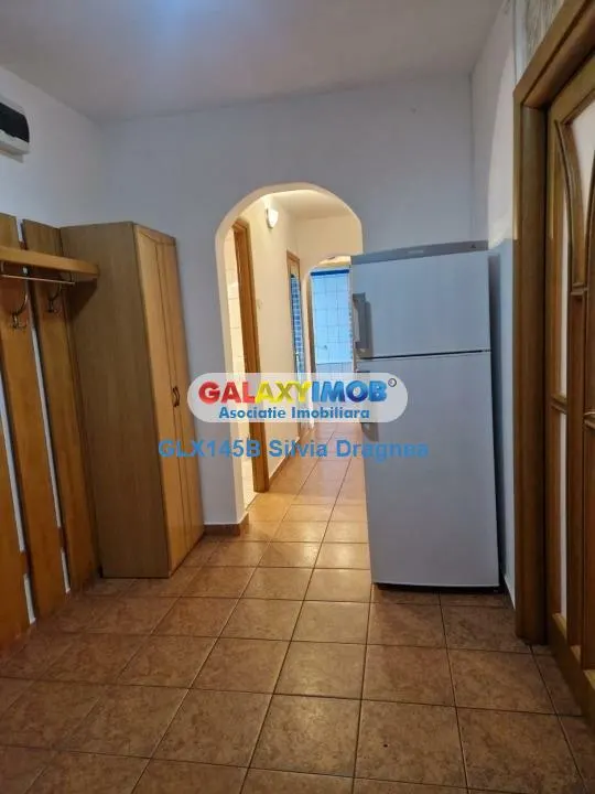 INCHIRIERE apartament 3 camere  Aparatorii Patriei ( Piata Berceni) - foto 1