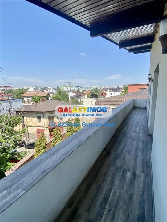 Apartament 3 camere 130mp (mansarda in vila) Unirii-Tineretului - foto 1