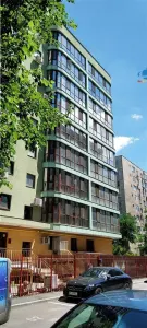 Inchiriere Apartament 3  camere etaj 5 ,70 mp , centrala termica - Bucuresti