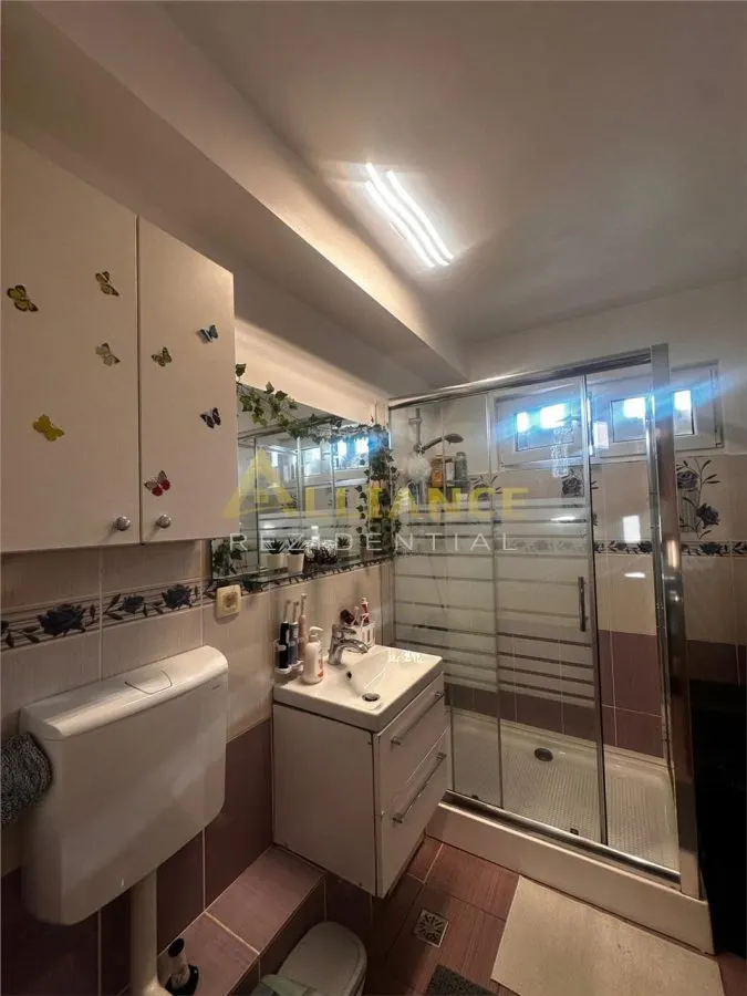 Apartament 3 camere  +2 parcări\STV 2 min \Bulevardul Obregia - foto 13