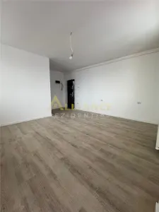 Garsoniera de vanzare Hotarului - parcare inclusa - foto 2