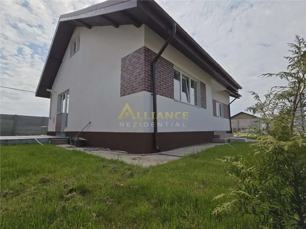 Casa parter- pod mansardat- 360mp teren- placa de beton - foto 9