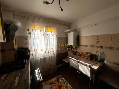 Apartament 3 camere Sector 4 - foto 9