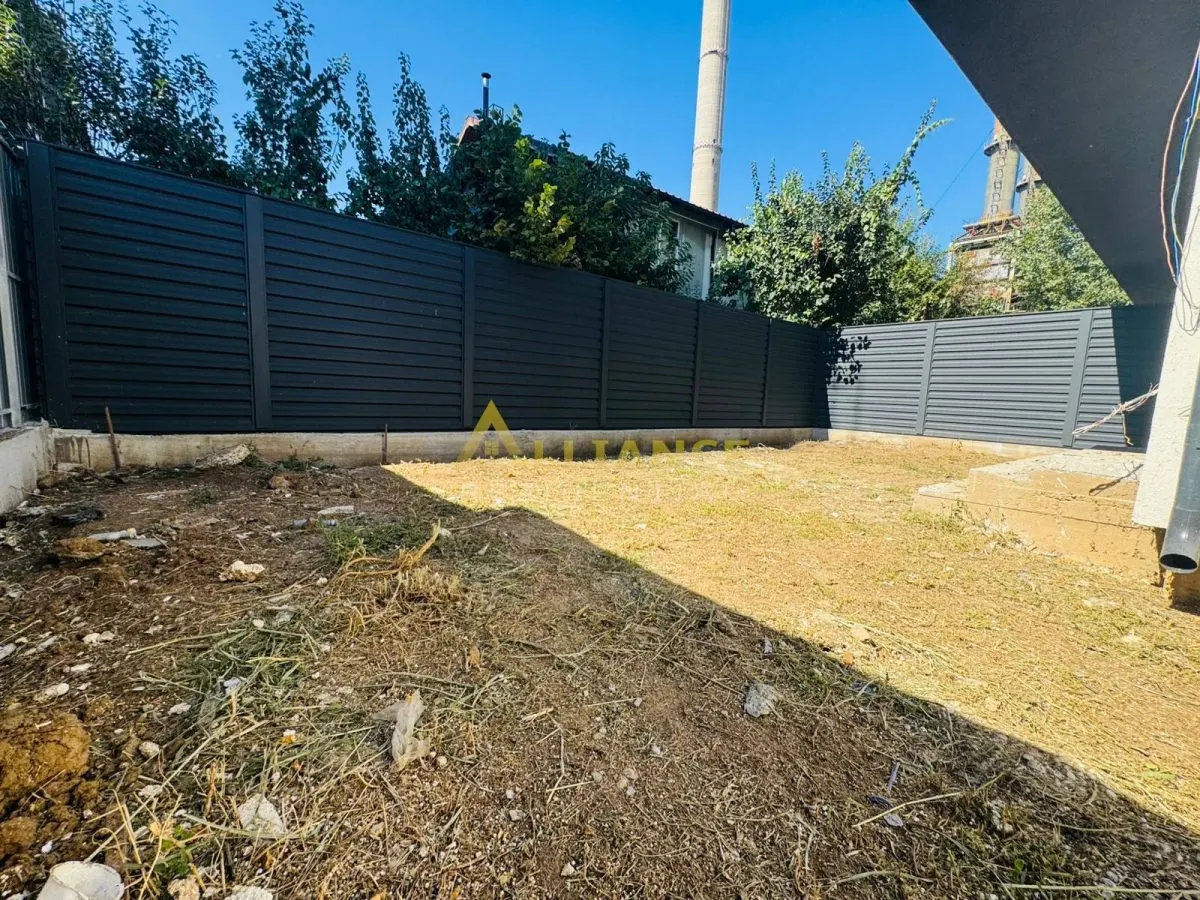 Vila de vanzare || 4 camere || curte mare || aproape Grand Arena - foto 11