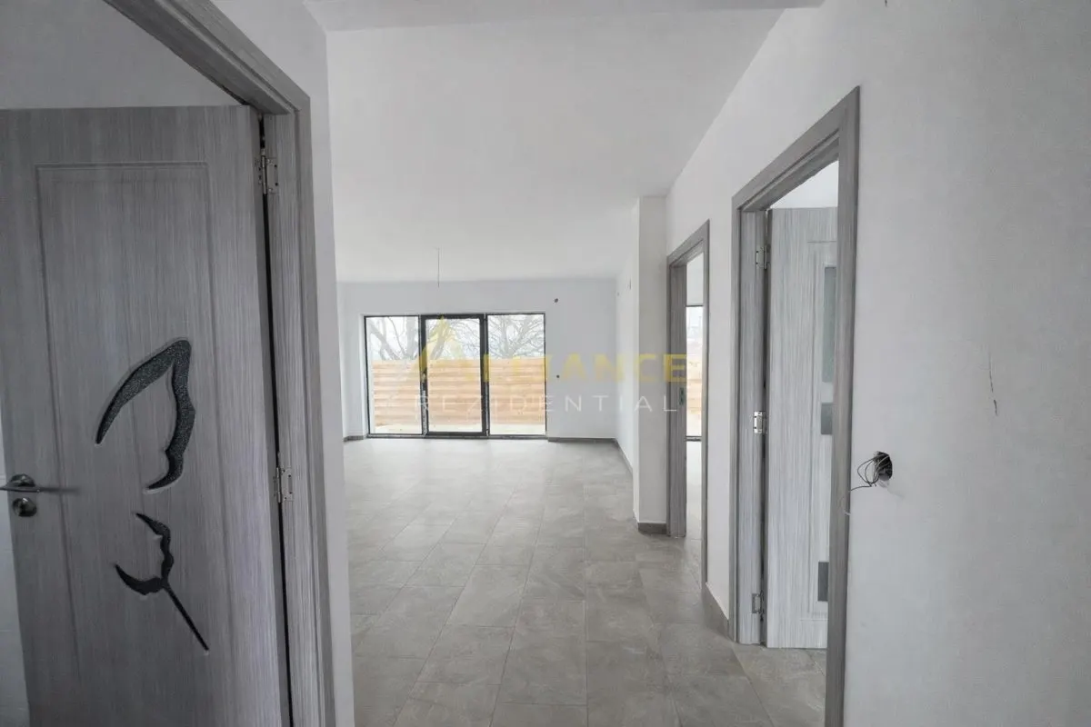 Casa 3 camere- strada asfaltata- 67 mp utili - foto 5