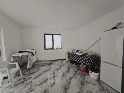CASA - CARTIERUL NOU, COMUNA BERCENI - 334mp TEREN - 115.000€ - foto 5