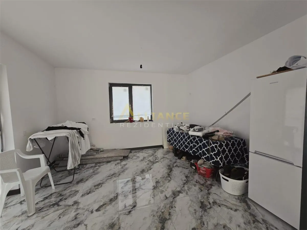 CASA - CARTIERUL NOU, COMUNA BERCENI - 334mp TEREN - 115.000€ - foto 5
