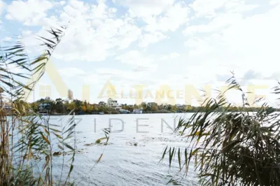 Proprietate Exclusivista cu Deschidere Spectaculoasa la Apa - Domeniu Privat cu Ponton si Teren Generos de 1800 mp - foto 15
