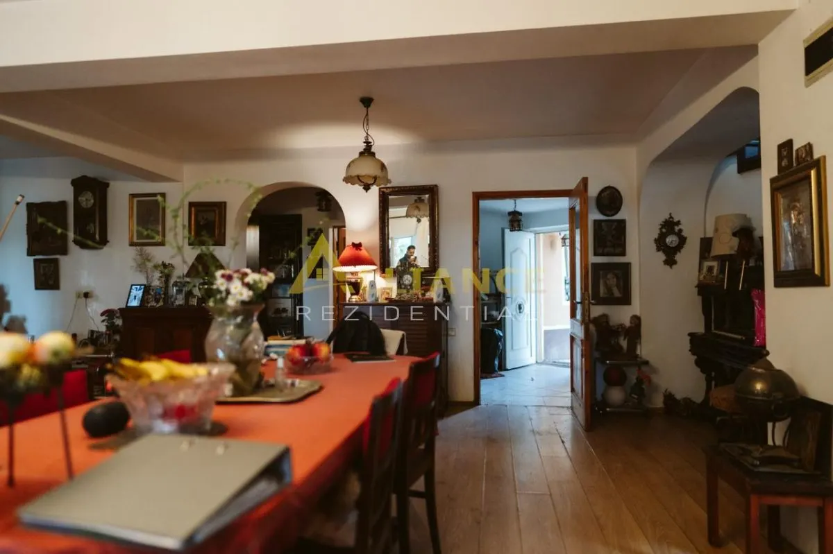 Proprietate Exclusivista cu Deschidere Spectaculoasa la Apa - Domeniu Privat cu Ponton si Teren Generos de 1800 mp - foto 6