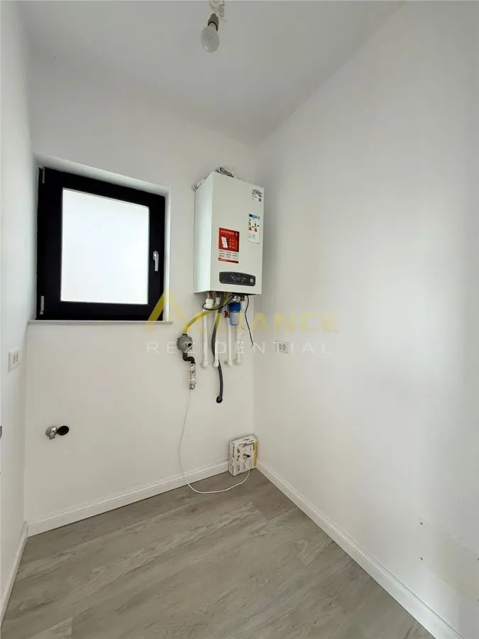 Vile individuale | 4 camere | 2 bai | Curte amenajata | Asfalt - foto 10