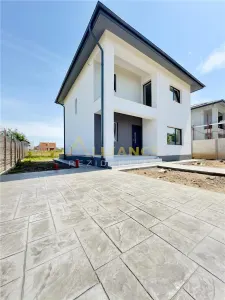 Vila p+1 || 3 dormitoare || Incalzire pardoseala || Geamuri tripan - Berceni