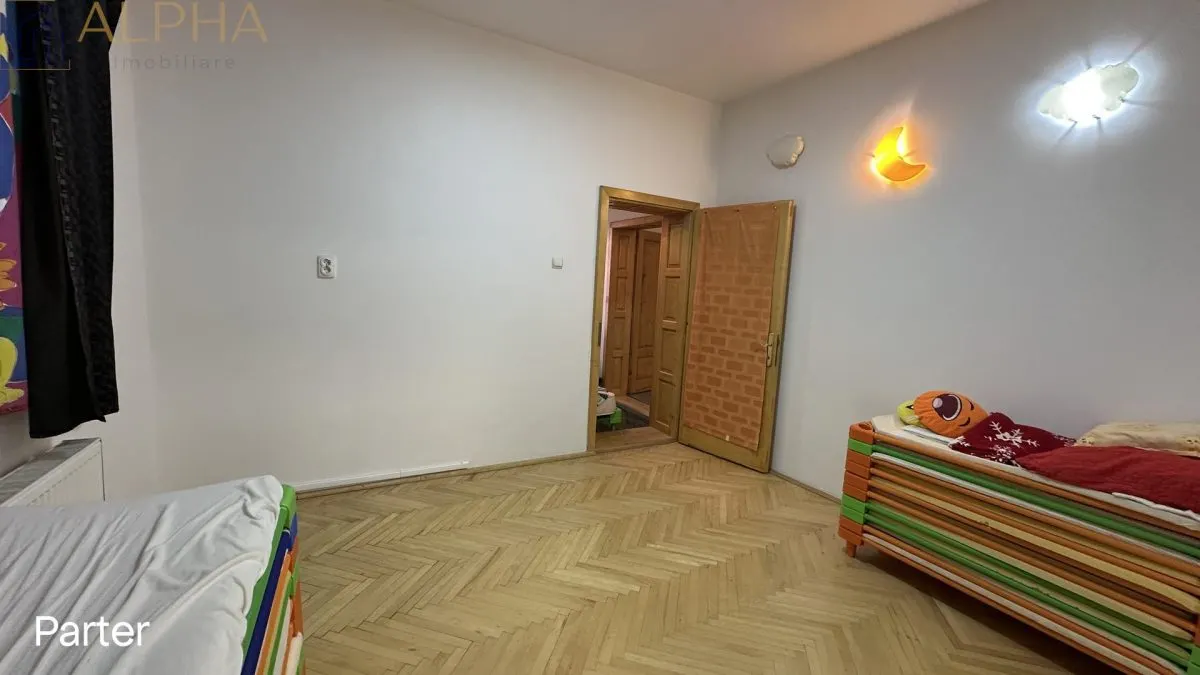 Vila Impunatoare cu 13 Camere – Ideala pentru Clinica, After-School sau alte activitati comerciale - foto 12