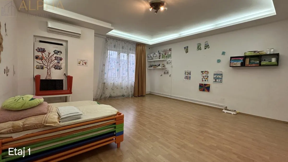 Vila Impunatoare cu 13 Camere – Ideala pentru Clinica, After-School sau alte activitati comerciale - foto 24