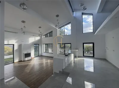 Vila single, arhitectura moderna, 1500 mp teren, beci - Hlincea