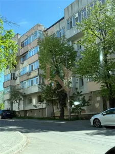 Centru Arcu - fosta Billa, 2 camere , 52 mp , etaj 1 - Iasi