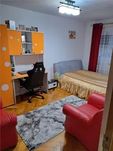 3 camere, Mobilat si Utilat, etaj 1 Garii - foto 3