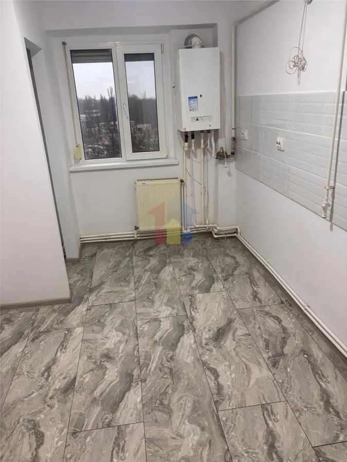 3 camere Renovat, confort 1 decomandat, etaj intermediar, Viziru 3 - foto 10