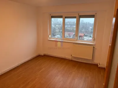3 camere Renovat, confort 1 decomandat, etaj intermediar, Viziru 3 - foto 2
