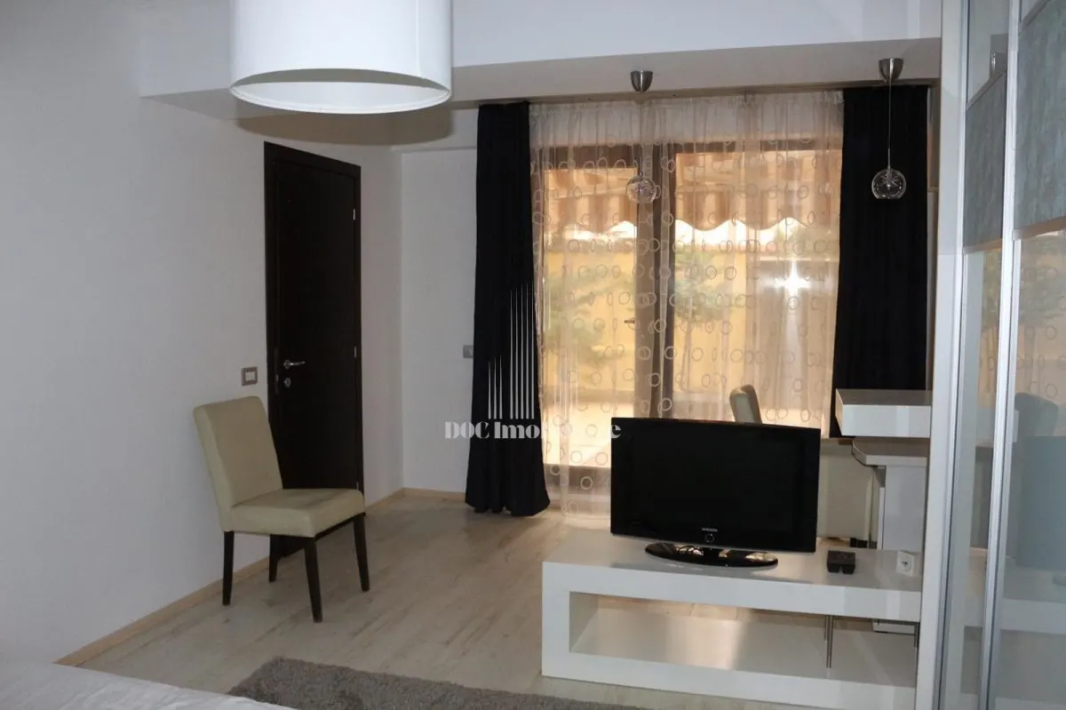 Inchiriere 3 camere|Herastrau|Pet Friendly|Parcare|160mp+Gradina 100mp - foto 17
