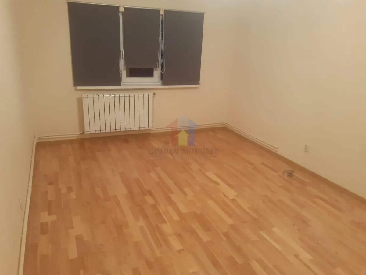 LIBER 3 camere, zona Dorobanti etaj 1 - foto 1