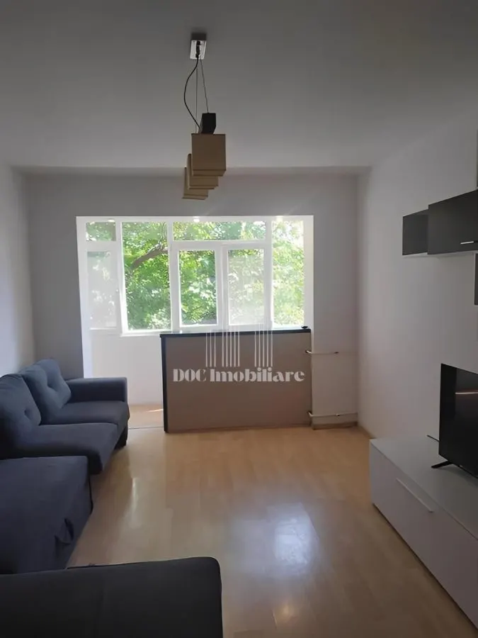 Inchiriere 3 camere|Drumul Taberei-5 minute metrou - foto 1