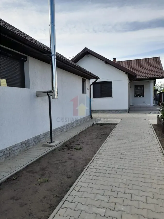 Vila P+M constructie 2020, pretabila doua famiili, teren 620 mp, Cazasu - foto 6