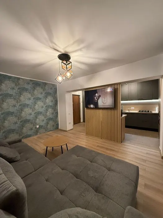 Apartament 2 camere, lux ,mobilat-utilat Tractorul,113000 Euro - foto 1