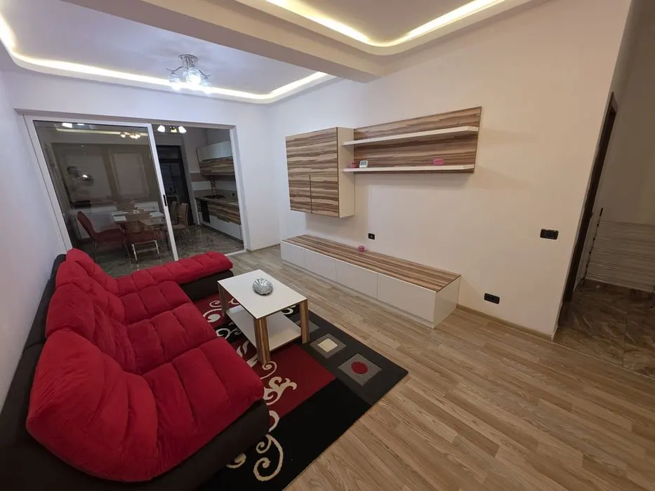 Apartament 3 Camere Isaran , mobilat-utilat modern,650 Euro - foto 2