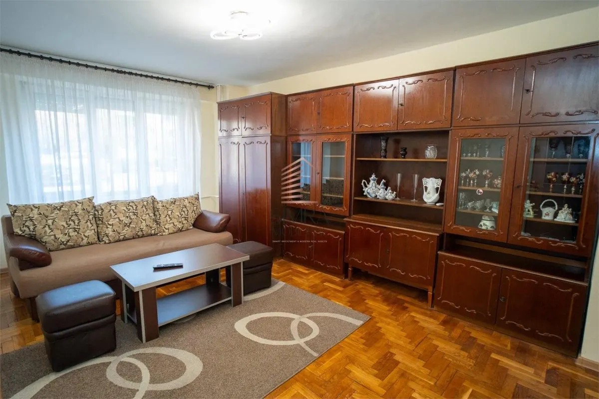 Apartament cu 3 camere, aproape de Piata Decebal - foto 1
