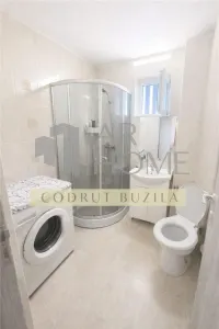 Inchiriere apartament 2 camere, parcare proprie, Ultracentral, Ploiest - foto 3