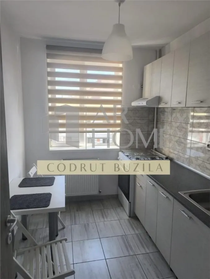 Inchiriere apartament 2 camere, parcare proprie, Ultracentral, Ploiest - foto 4