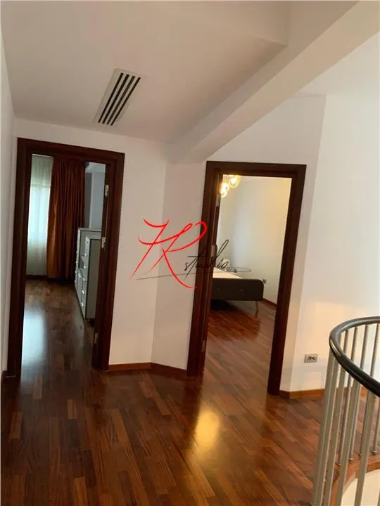 Inchiriere apartament 3 camere, lux, Laguna residence - foto 15