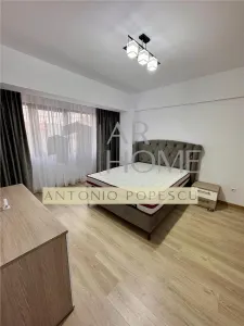 Apartament 3 camere 116 mp, 2 locuri de parcare, Ploiesti, cartier Albert. - foto 12