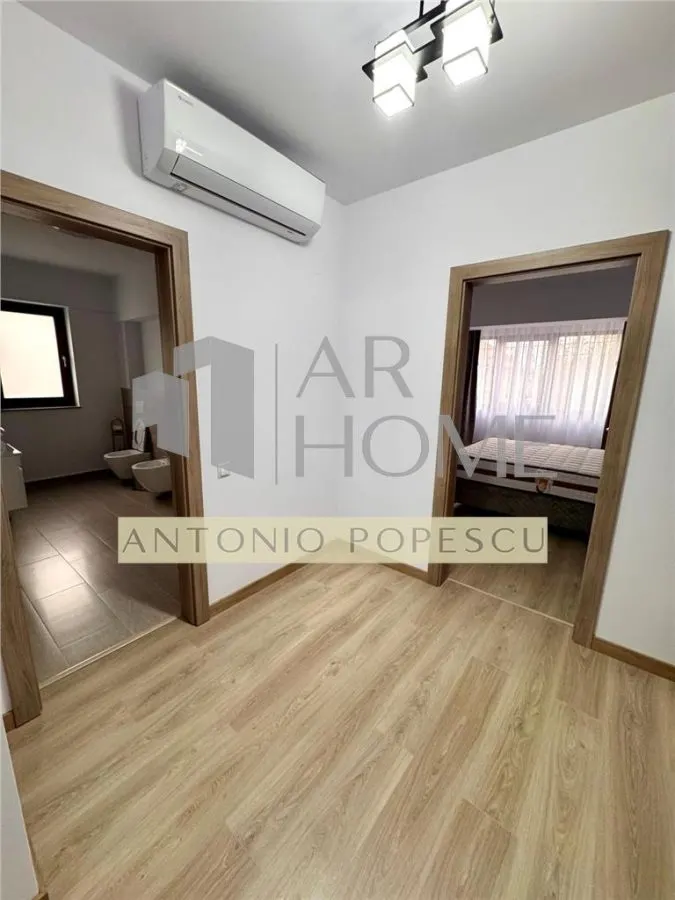 Apartament 3 camere 116 mp, 2 locuri de parcare, Ploiesti, cartier Albert. - foto 19