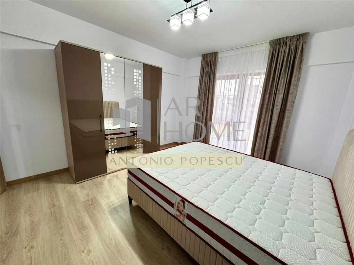 Apartament 3 camere 116 mp, 2 locuri de parcare, Ploiesti, cartier Albert. - foto 9