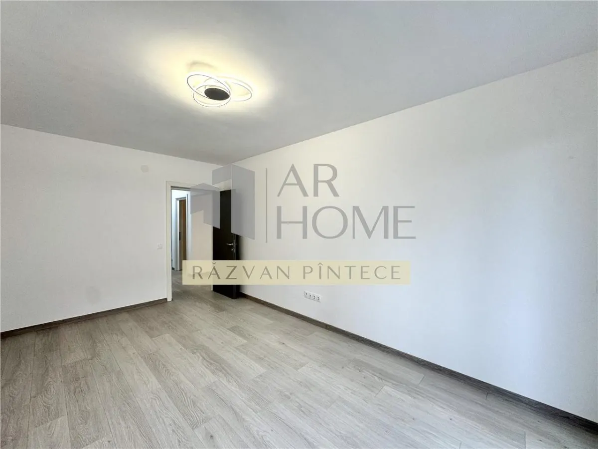 Inchiriere apartament 2 camere, partial mobilat utilat, White Tower Sud, Ploiesti. - foto 7