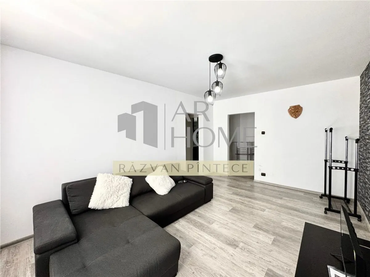 Inchiriere apartament 2 camere, decomandat, zona Nord, Ploiesti. - foto 1