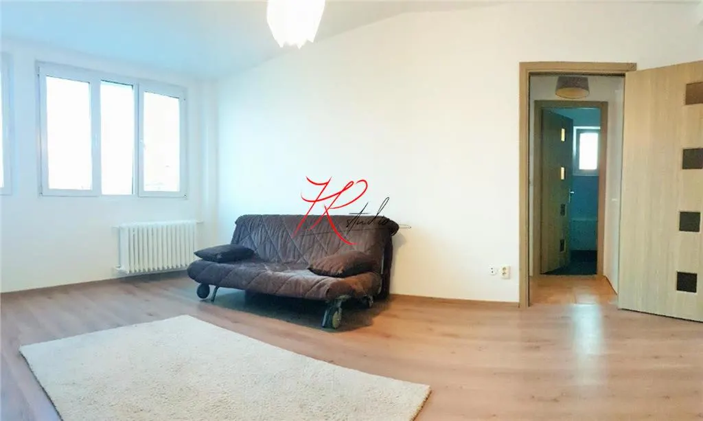 Vanzare apartament 3 camere Obor - renovat, mobilat - foto 1