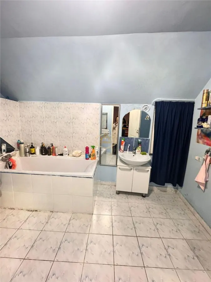 Apartament spatios | 2 nivele | Centru - foto 9