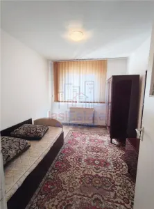 Apartament 3 camere Podu Ros - foto 8