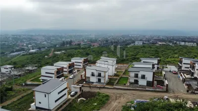 Teren Intravilan Valea Adanca zona Miroslava - foto 5