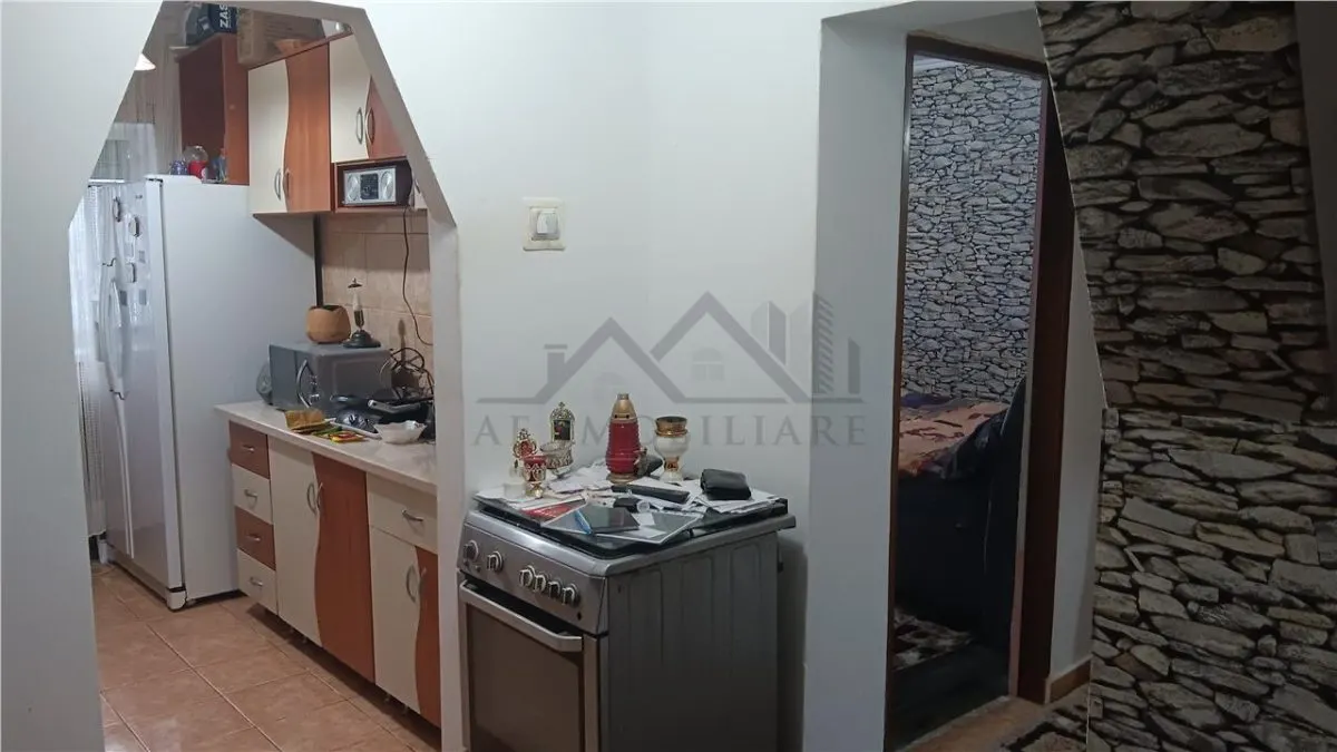 Tomesti  Ap. 2cd s=50mp renovat, et 4/4 cu pod bloc pe cadre, reabilitat termic - foto 7