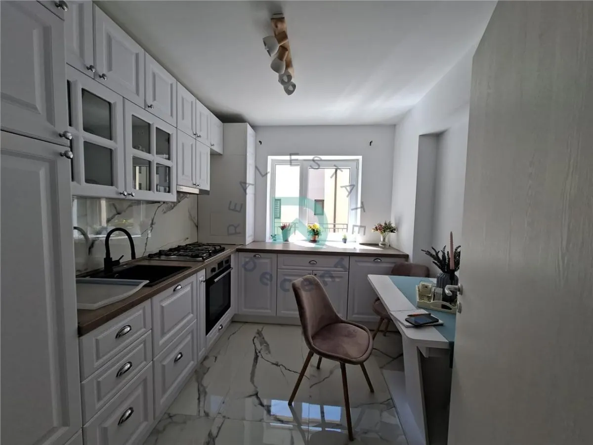 Apartament rafinat, 2 camere., Tractorul, loc de parcare subteran - foto 11