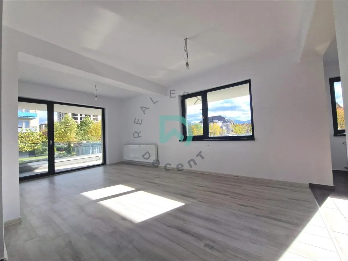 Apartament 3 camere, parcare subteranaCoresi, Tractorul - foto 5