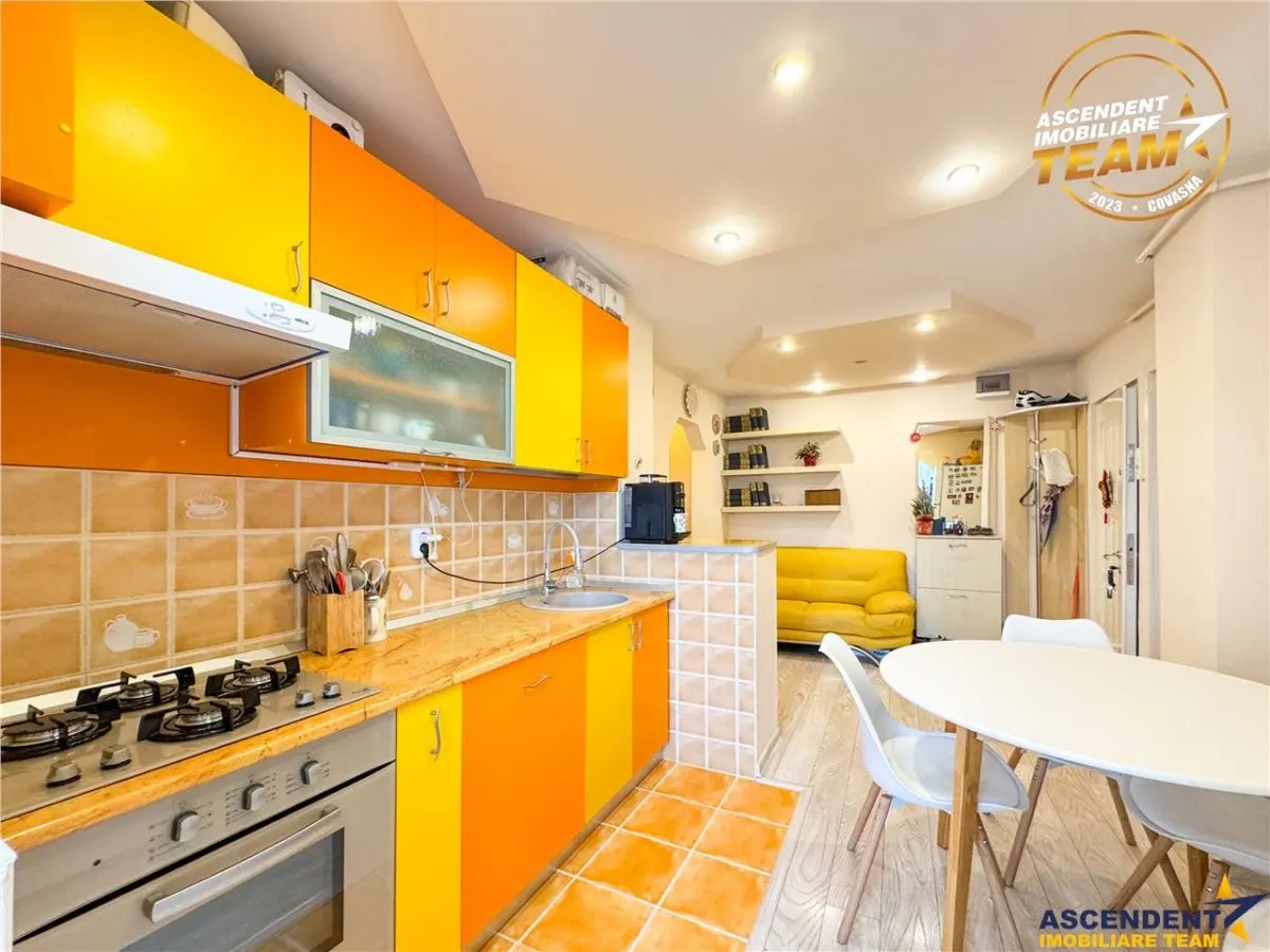 FILM&3D! Apartament cochet,2 camere, decomandat,Nicolae Iorga,Sfantu Gheorghe - foto 1