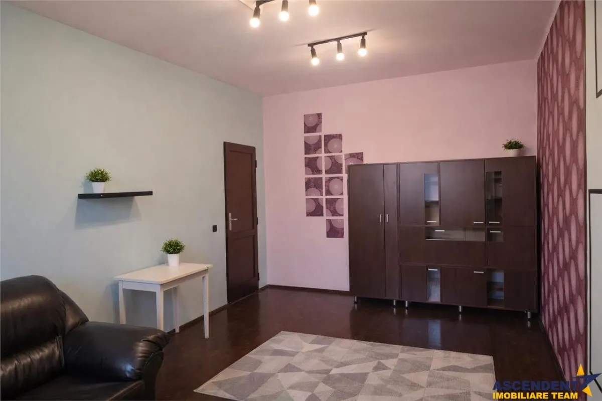 Spatiu cu 3 incaperi tip birouri, 2 locuri parcare, Calea Bucuresti, Astra,  Brasov - foto 5